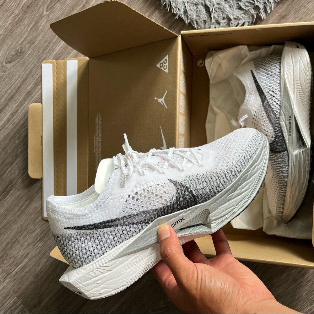 Nike Vaporfly 3 Men’s Running Shoe Size 9